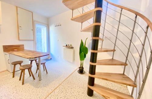 Poitiers Casa | - Le Lys - Magnifique maisonnette avec terrasse