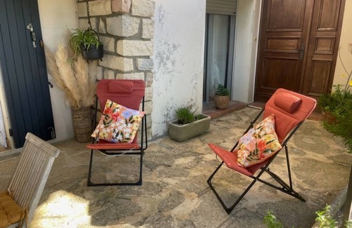 Montfrin Casa | Le Mélomane - Maison climatisée avec jardin clos