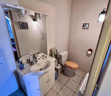 Orthoux-Serignac-Quilhan Casa | Le Mas Du Gentilhomme Chambre Glycine