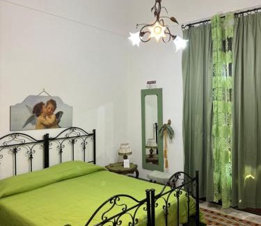 Paceco Cama Y Desayuno | Le Macine 1868