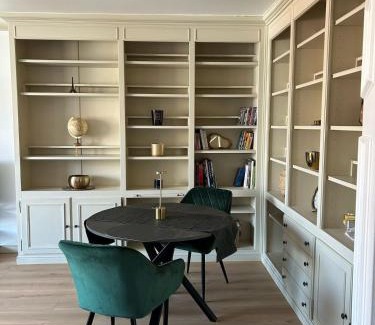 Centre Ville Rive Gauche Apartamento | Le Majolique Nice and Cozy Apartment
