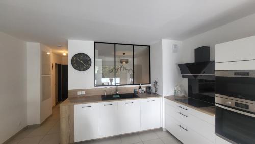 Novel Apartamento | Le Majuscule