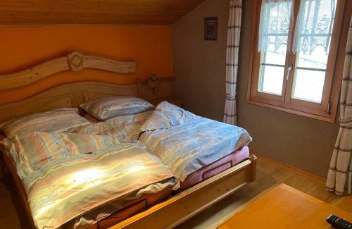 Lauenen Bei Gstaad Hotel | Le Manoir d'Anniviers