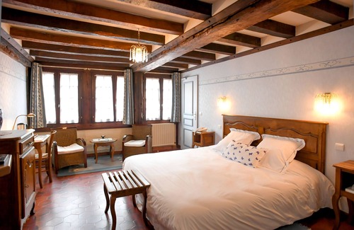 Sainte-Cecile Hotel | Le Manoir de L'Acherie