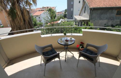 Rozino Casa | Le Marc Guest house