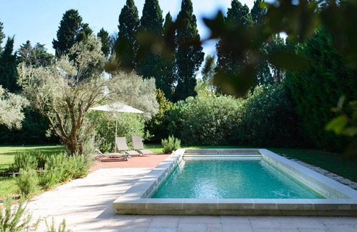 Barbentane Villa | Le Mas En Rose - Cinco Habitaciones Villa, Capacidad 10