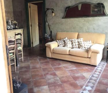 Barbentane Cama Y Desayuno | Le Mazet de la Dame