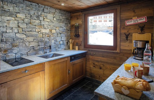 La Giettaz Chalet De Esquí | Le Mazot de la Caillère - cosy chalet for 4 with sauna - OVO Network