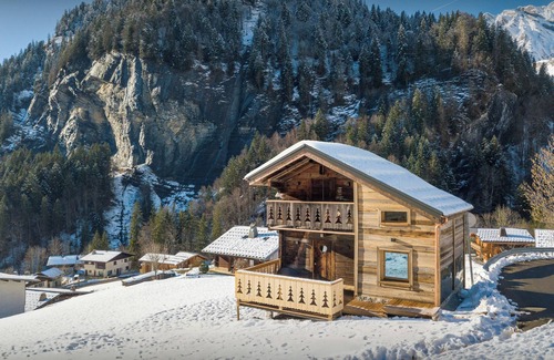 La Giettaz Chalet De Esquí | Le Mazot de la Caillère - cosy chalet for 4 with sauna - OVO Network