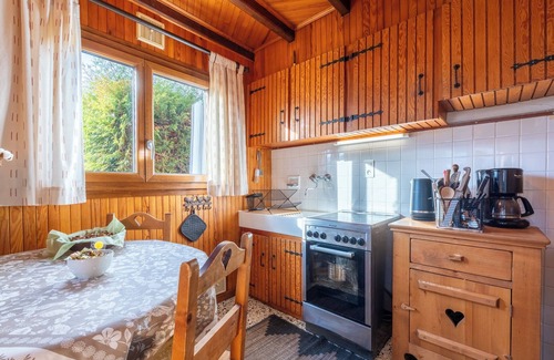 Les Clefs Chalet De Esquí | Le Mazot du Genévrier: Your haven of peace 15 minutes from the slopes!
