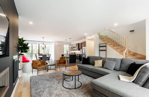 Magog Condominio | Le Memph: 3 bdrms pool spa Lake Memphremagog