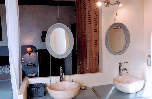 Valensole Otro | Le Midi, A Refined Master House in Provence with a swimming pool