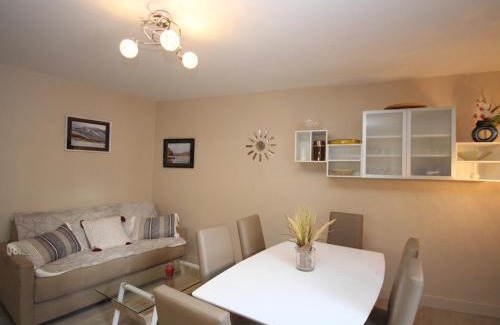Mont-Dore Apartamento | Le Mont-Dore - Charmant T3 en plein centre-ville avec accès WiFi, proche thermes et commodités - FR-1-608-28