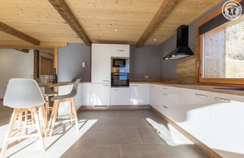 Queige Casa | LE MONT - QUEIGE - Gîte