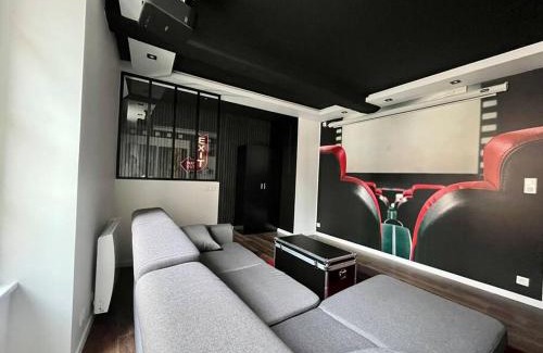 Sens Apartamento | Le Moovie - Centre-ville- Écran cinéma