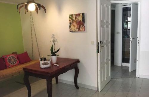 Deshaies Casa | Le MORNE Aux F0US Cabanes & Jardin Tropical