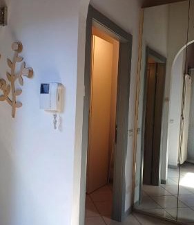 Pizzighettone Apartamento | Le Mura Holiday Home in Gera