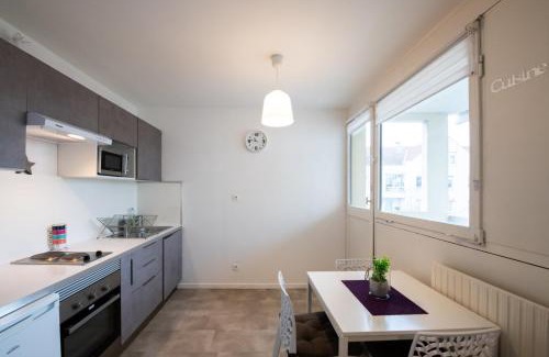 Villette Gare Apartamento | Le Nazareth -Charmant appartement Lyon Part-Dieu balcon garage
