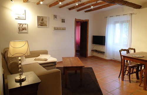 Saint-Genis Apartamento | LE NEULOS, Cosy apartment with exterior, quiet, 2* listed