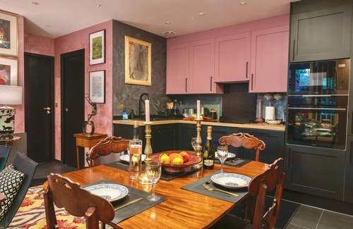Lamorlaye Apartamento | Le Nid d'Iflissen - Luxury Apartment
