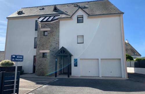 Larmor-Plage Apartamento | Le Nid Douillet, studio avec terrasse et parking à 400m des plages