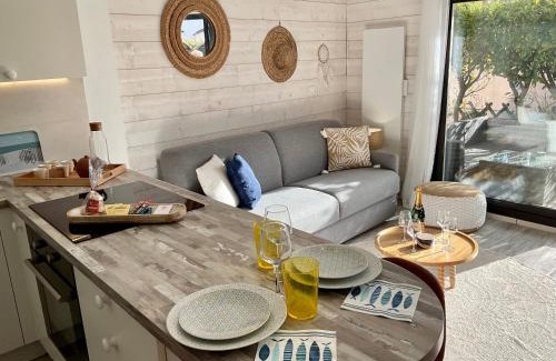 Larmor-Plage Apartamento | Le Nid Douillet, studio avec terrasse et parking à 400m des plages