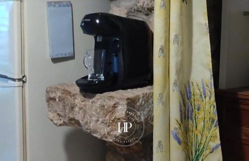 Cuges-les-Pins Apartamento | Le Nid du Vigneron I Authentic escape