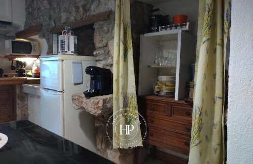 Cuges-les-Pins Apartamento | Le Nid du Vigneron I Authentic escape
