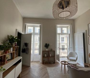 Decre-Cathedrale Casa | Le Nid