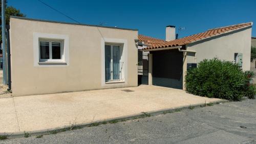 L'Isle-sur-la-Sorgue Apartamento | Le Nid'Isle - Stationnement privé gratuit - Wi-Fi performant - Climatisation