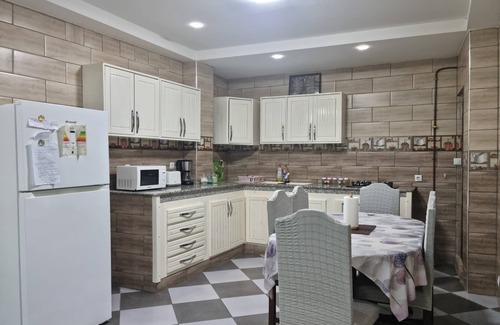 Hydra Apartamento | Le P'tit Urbain, Large apartment +parking lot