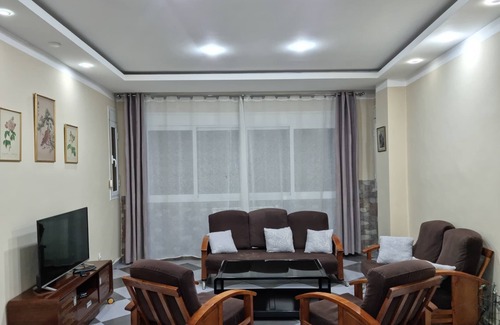 Hydra Apartamento | Le P'tit Urbain, Large apartment +parking lot