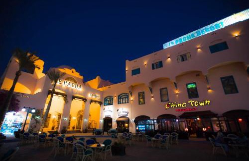 Sheraton Road -Sakkala Complejo | Le Pacha Resort
