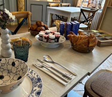 Saint-Omer Cama Y Desayuno | Le Palais de la Cathédrale