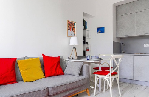 Nice Apartamento | Le Palais du Vieux Port by Interhome