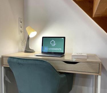 Riom Apartamento | Le Parifou Family home in Riom Puy de Dome