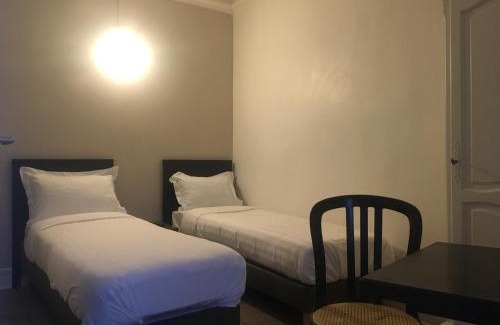 Quartier des Grandes-Carrieres Hotel | le paris saint ouen