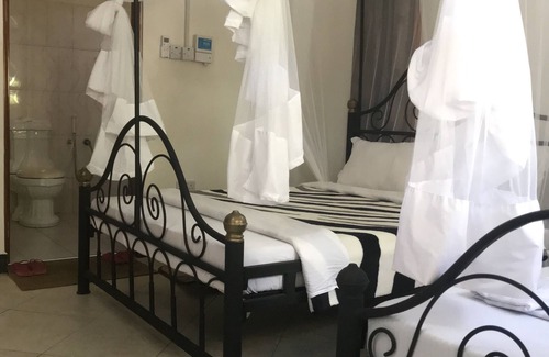 Boma la Ngombe Casa | Le Parlour