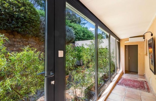 Bormes-Les-Mimosas Casa | Le Pas de Courtin by Interhome