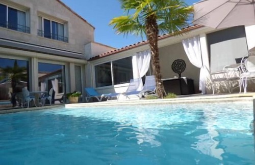 Saint-Vincent-Rive-d'Olt Casa | LE PATIO DU BARRY - SAINT-VINCENT-RIVE-D'OLT