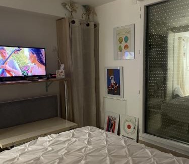 Les Sables d'Olonne Apartamento | Le Patio de la Tour ! hotel 1 chambre avec SAUNA PRIVE sur le remblai