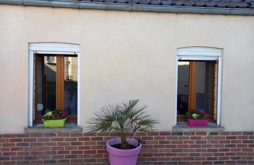 Oisy-le-Verger Casa | Le patio de Mimi