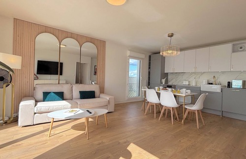 Parc-Nord Apartamento | Le Penthouse Pesaro