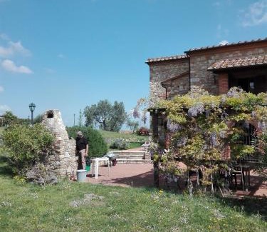 Casciana Terme Lari Cama Y Desayuno | Le Pergoline B&B