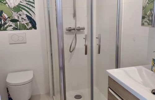 Les Sablettes Apartamento | Le Perroquet Appart' aux Sablettes plage parking