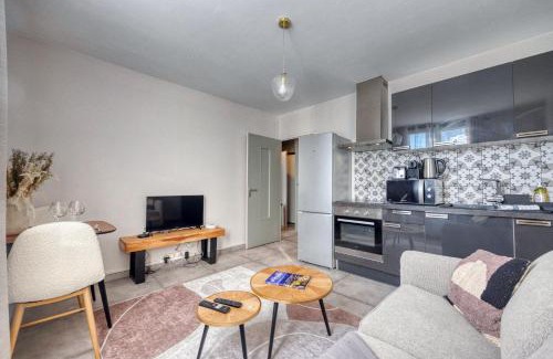 Saint-Martin-d'Heres Apartamento | Le Perroquet - Parking - Campus