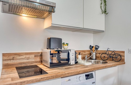 7th Arrondissement Apartamento | Le Petit Atelier - Climatisé + extérieur - Jean Macé