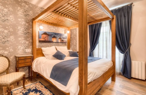 Barbizon Otro | Le Petit Château De Barbizon