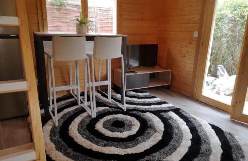 Route d'Arles Apartamento | Le Petit Chalet de Nîmes Shantay Youstay