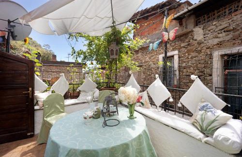 Dolceacqua Casa | Le Petit Chateau Dolceacqua